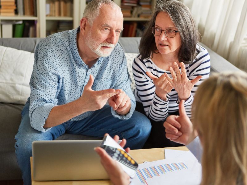 Wat is die Verskil tussen UA, Pensioen en Voorsorgfondse?